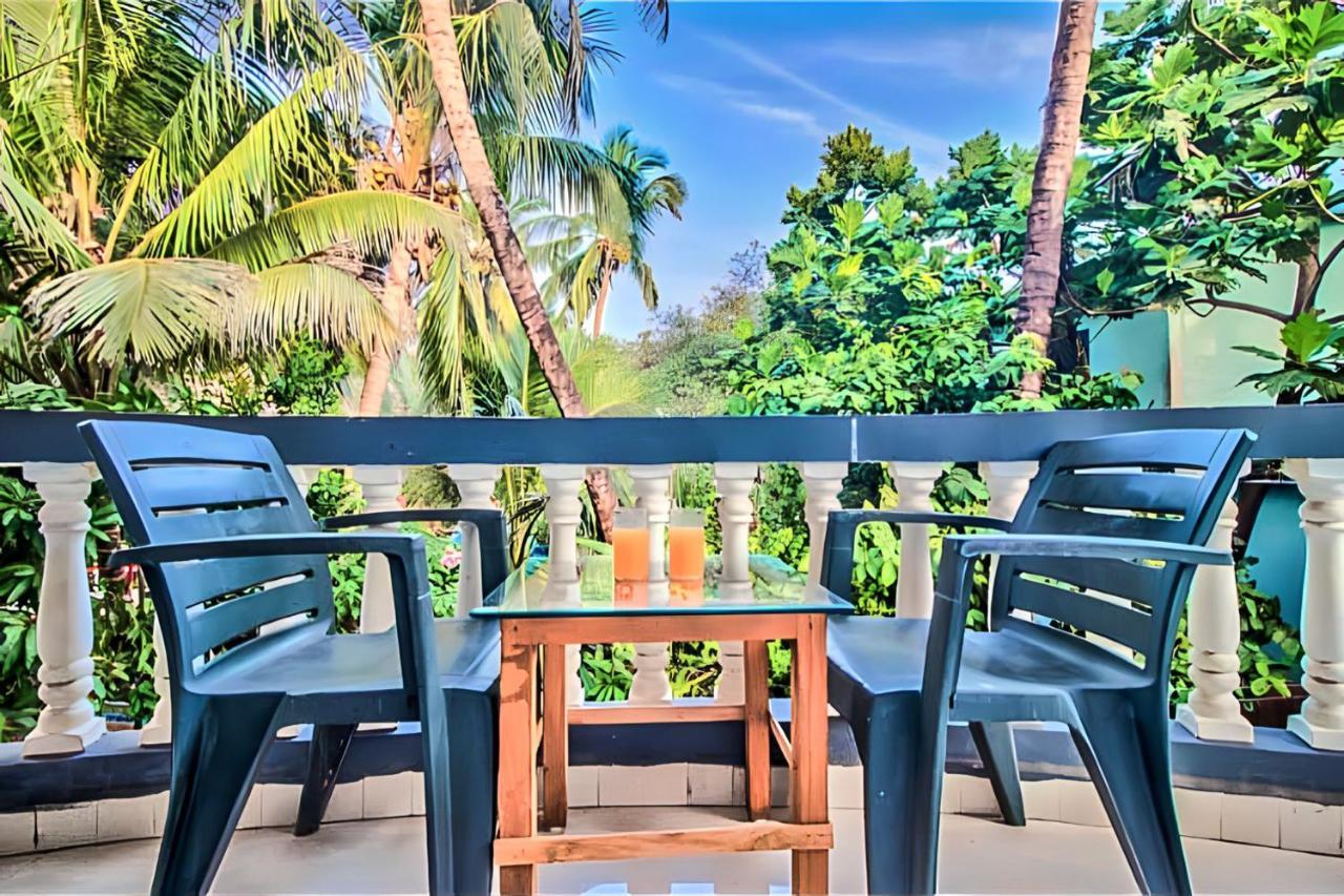 Hotel Calangute Turista Extérieur photo