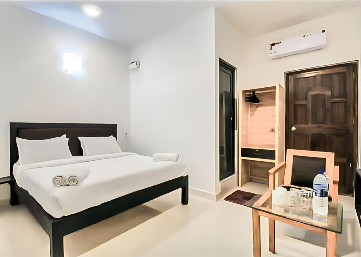 Hotel Calangute Turista Extérieur photo