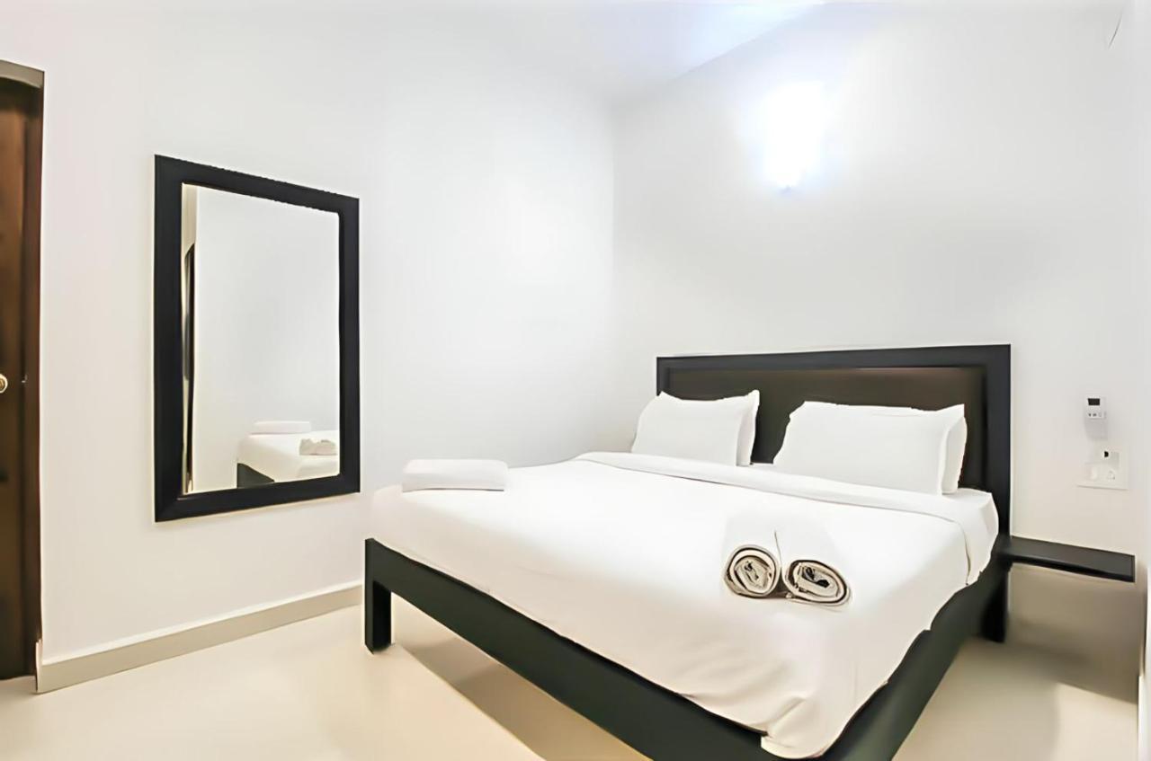 Hotel Calangute Turista Extérieur photo