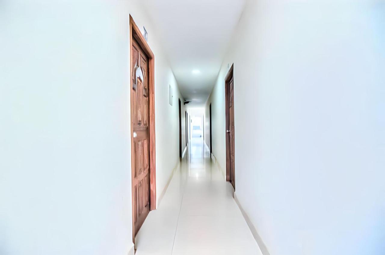 Hotel Calangute Turista Extérieur photo